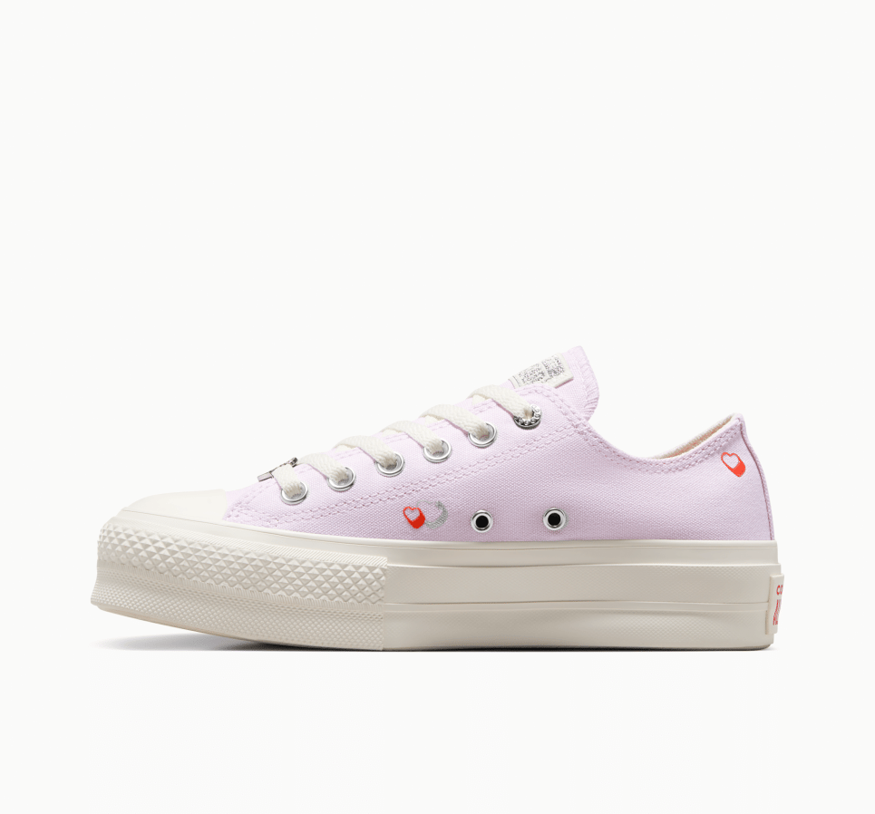 Chuck Taylor All Star Lift Platform Y2K Heart