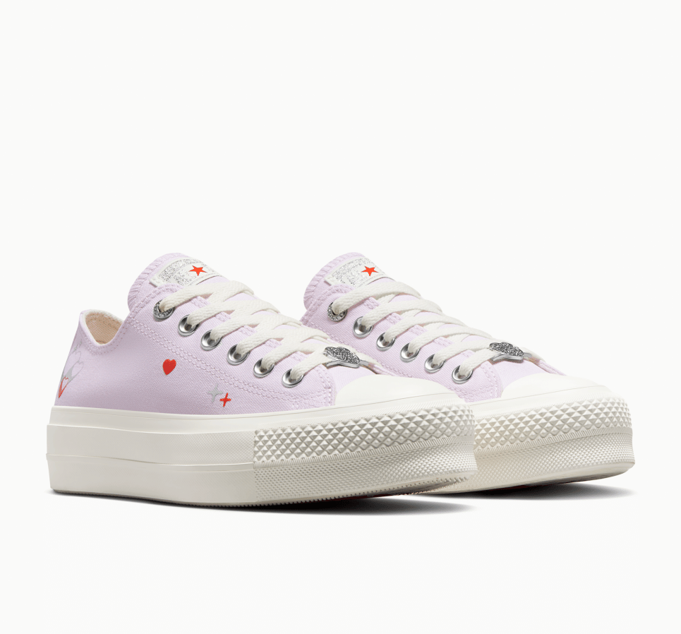 Chuck Taylor All Star Lift Platform Y2K Heart