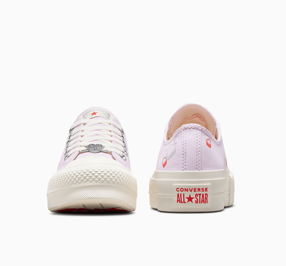 Chuck Taylor All Star Lift Platform Y2K Heart
