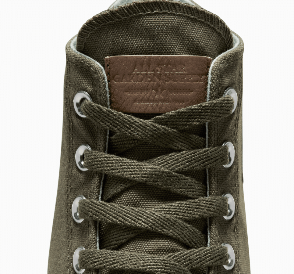 Chuck 70 Garden Starter Waxed Canvas