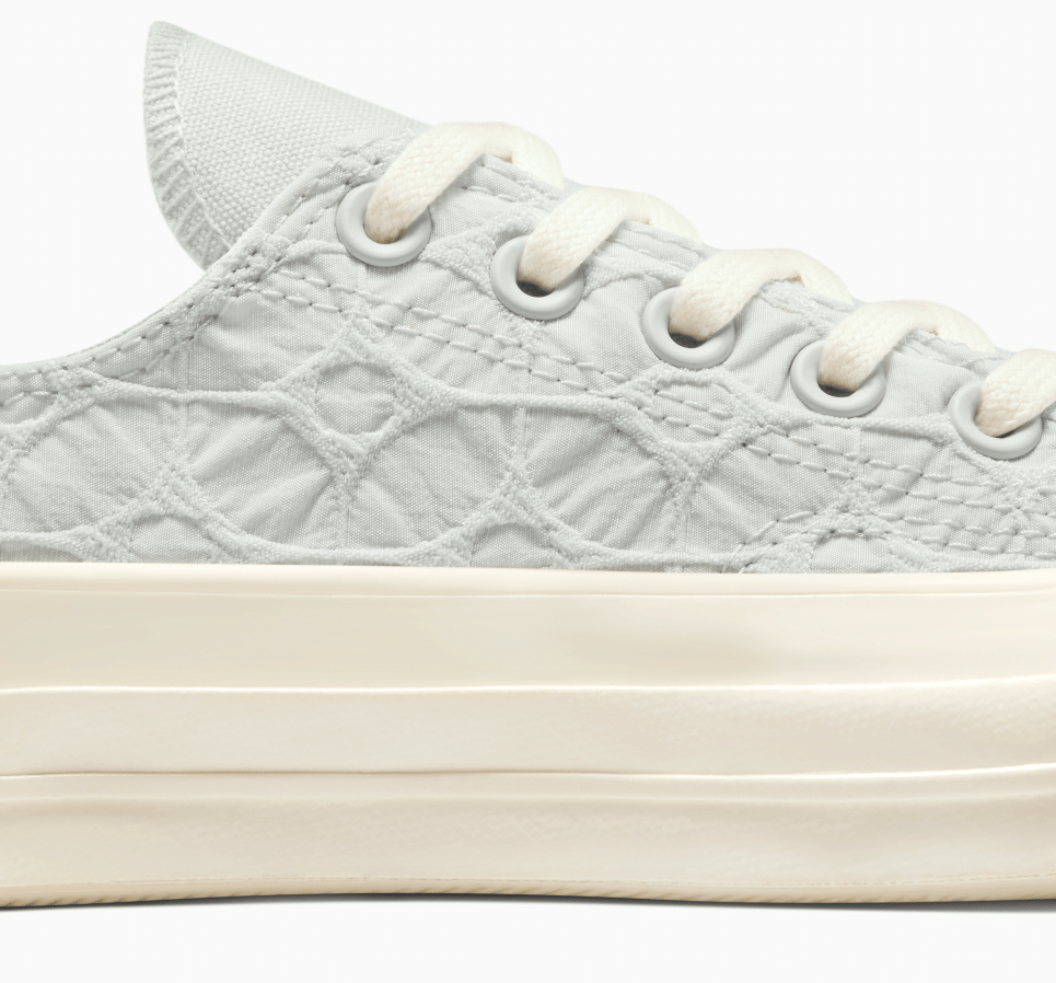 Chuck 70 Textured