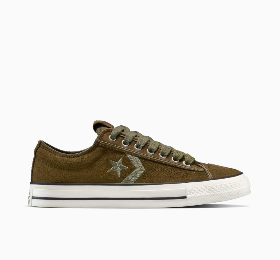 Star Player 76 Suede