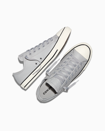 Chuck Taylor All Star Leather