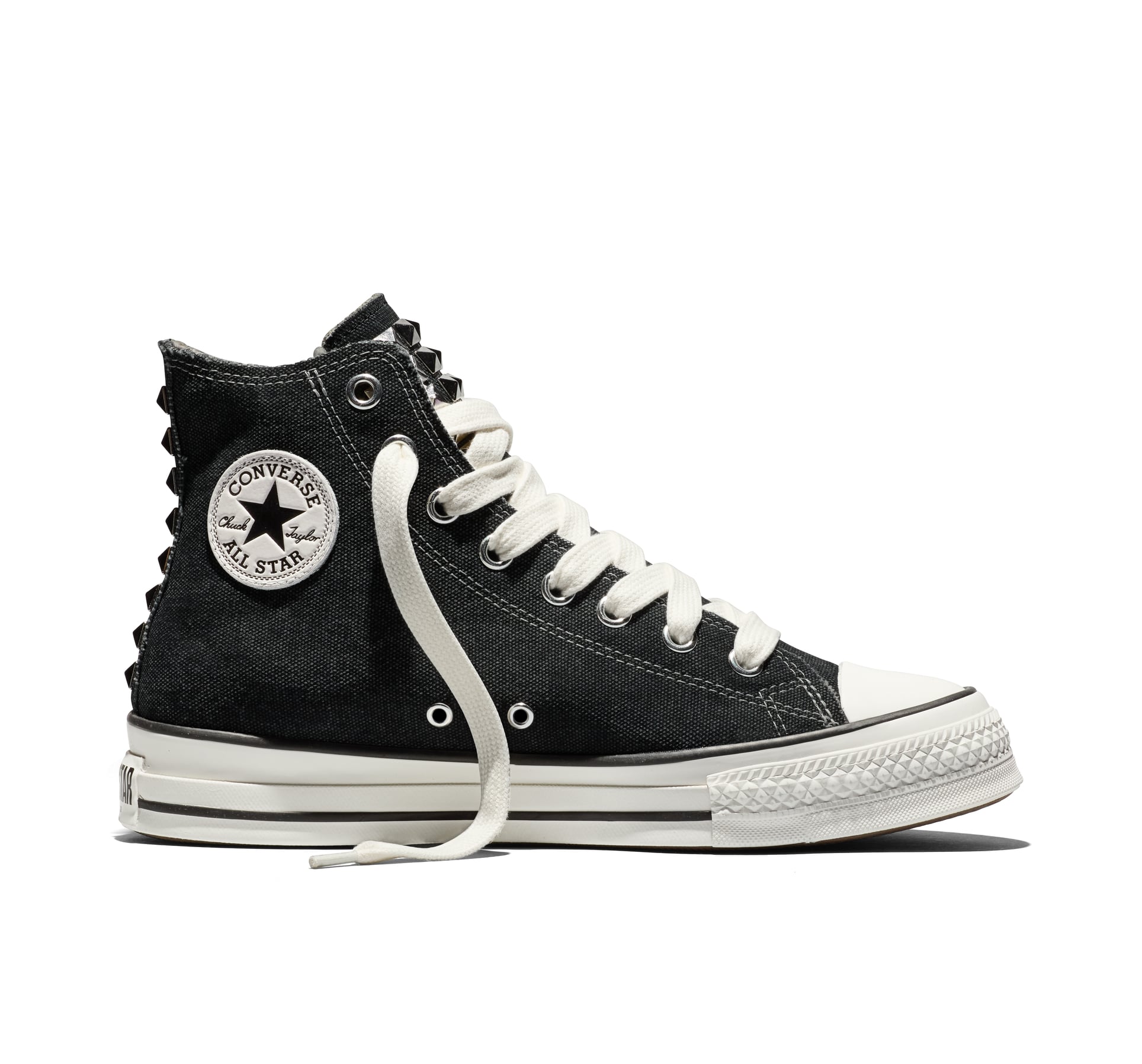 Chuck Taylor Throwback Distressed Studs